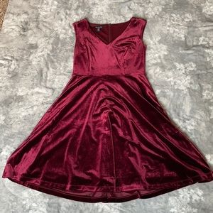 Gorgeous Sleeveless Merlot Velvet Dress